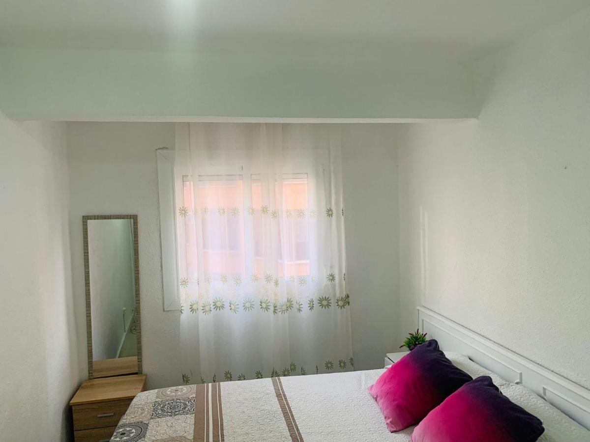 Cosy Private Room Valencia Bagian luar foto